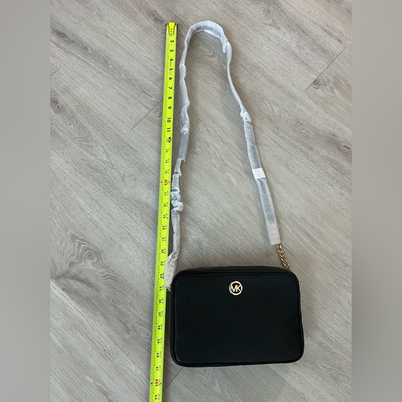 Michael Kors Fulton LG Pebbled Leather Crossbody - Picture 9 of 9